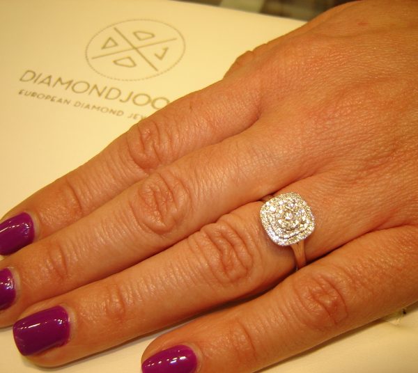 Γυναικείο δαχτυλίδι ροζέτα Diamondjools από κίτρινο χρυσό Κ18 με διαμάντια