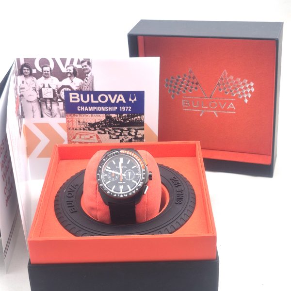 20251022_115019-F Ανδρικό ρολόι BULOVA Racer Chronograph με μαύρο δερμάτινο λουρί