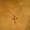 DSC03077F34 Γυναικείος σταυρός με αλυσίδα Diamondjools από ροζ χρυσό Κ18 με διαμάντια