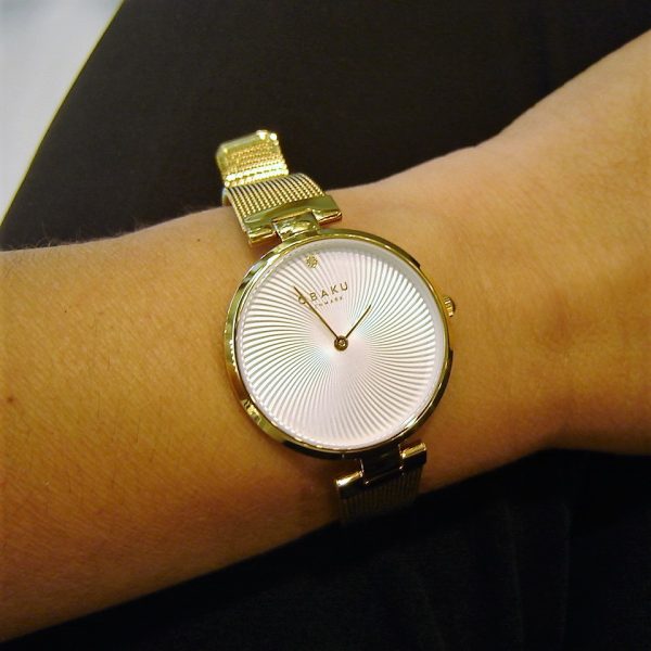 Γυναικείο ρολόι OBAKU Diamant Steel με μπρασελέ