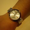 Γυναικείο ρολόι Guess με μπρασελέ