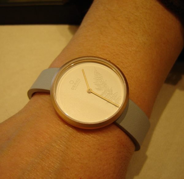 Γυναικείο ρολόι OBAKU Hassel Dove με δερμάτινο λουρί